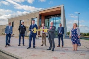 Ciaran Quinn from jmarchitects, David Stewart from Morrison Construction, Greig Jamieson from Hub South East, Leader of West Lothian Council Lawrence Fitzpatrick and Jim Cameron, Greg Welsh and Sarah Burton from WLC at new school