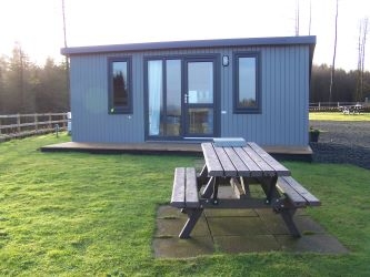 Little Lodges_6berth external