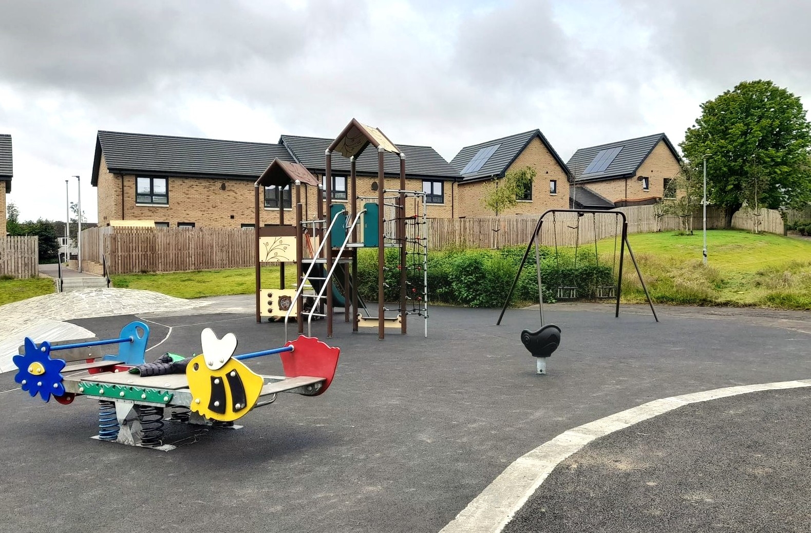 Managing and investing in our Open Spaces  Icon