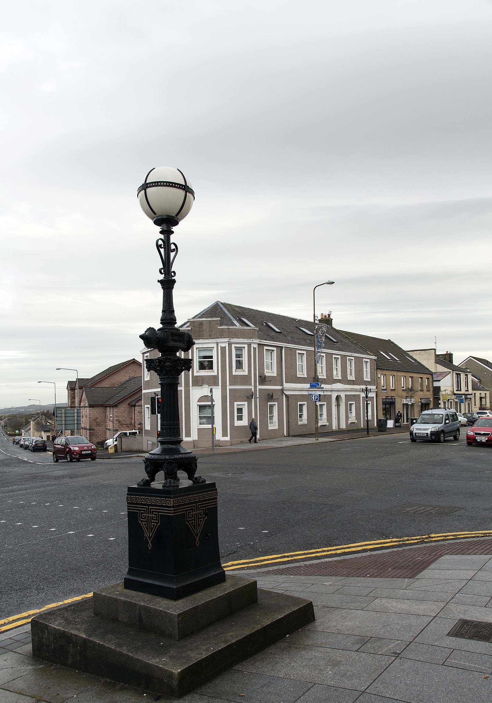 Working with West Lothian businesses to keep streets clear Icon